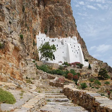 Ξενοδοχείο Agnadi 2*