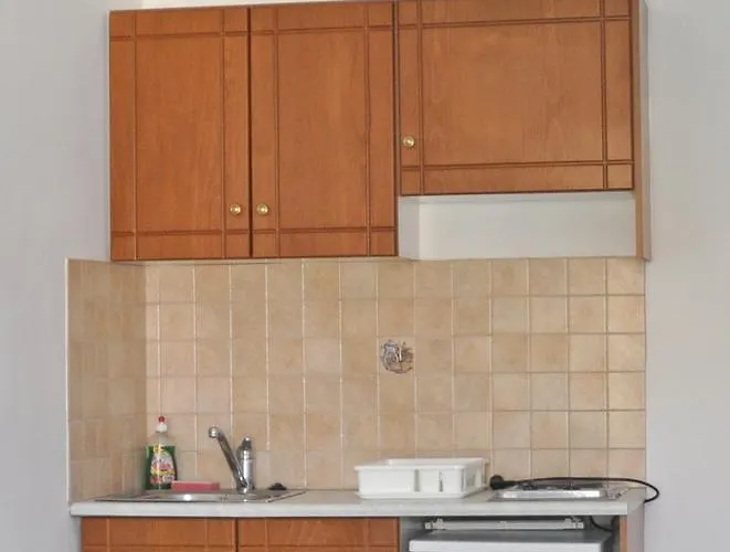 Отель Agnadi 2*